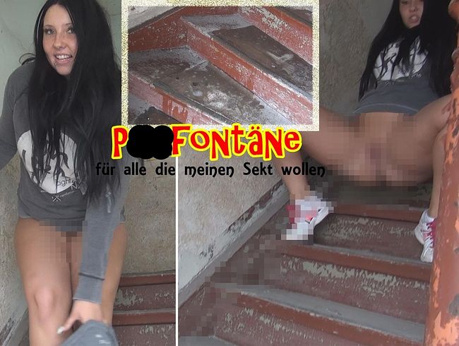 CaroCream Porno Video: pi**fontäne-Für alle die meinen Sekt wollen
